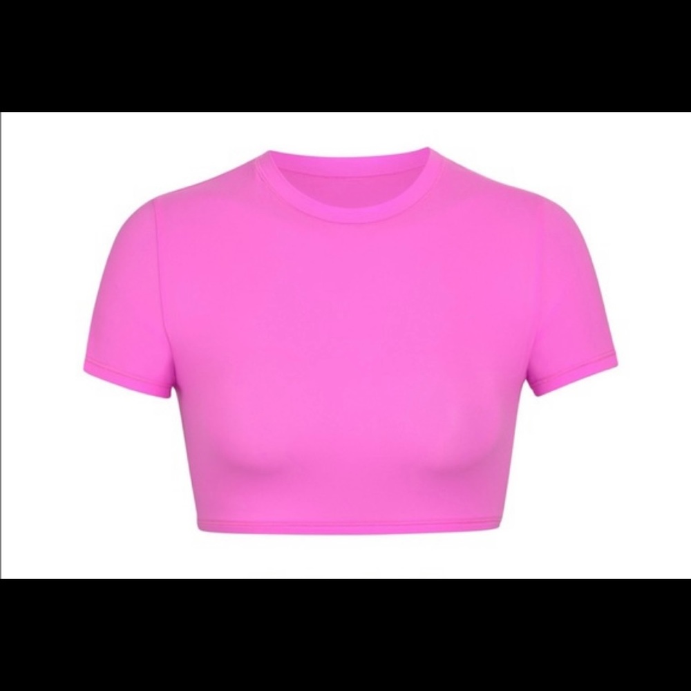 SKIMS fits everybody super cropped tshirt